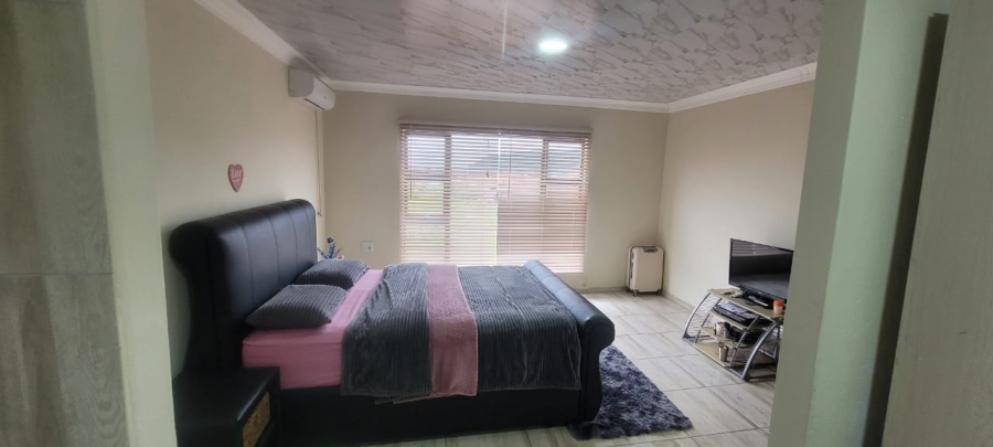 4 Bedroom Property for Sale in Chroompark Limpopo