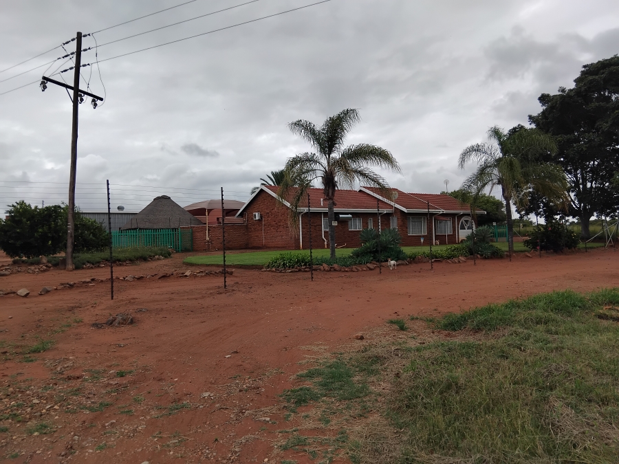 7 Bedroom Property for Sale in Baskoppies A H Limpopo