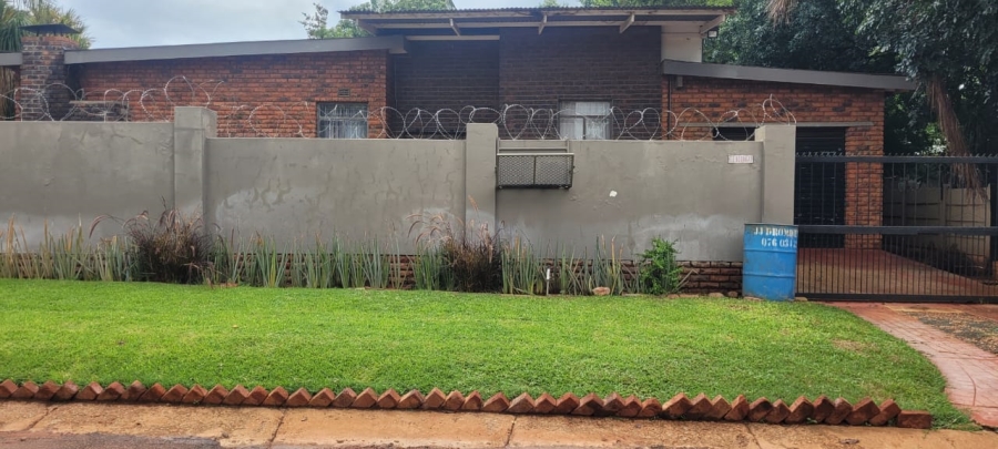 4 Bedroom Property for Sale in Impala Park Limpopo