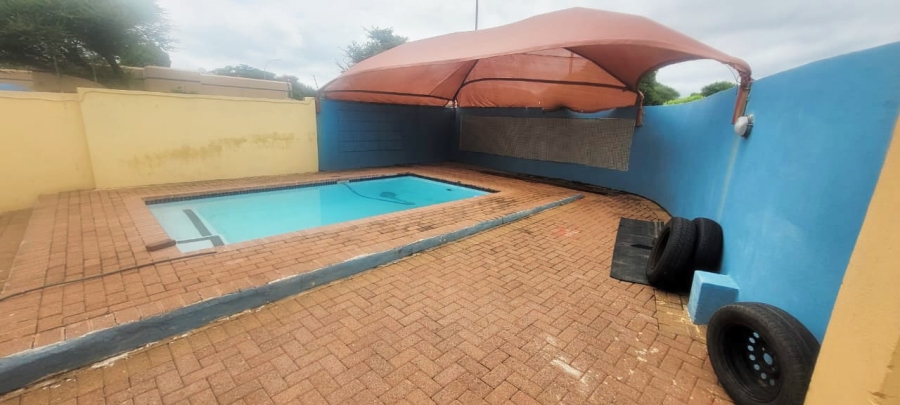 4 Bedroom Property for Sale in Chroompark Limpopo