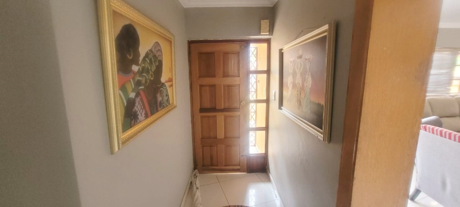 4 Bedroom Property for Sale in Chroompark Limpopo