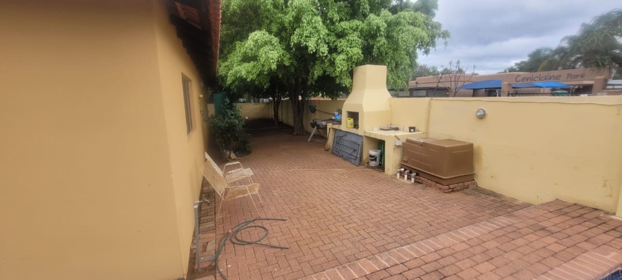 4 Bedroom Property for Sale in Chroompark Limpopo