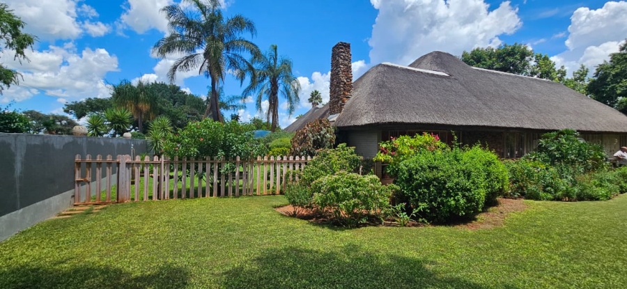 4 Bedroom Property for Sale in Kameeldoringpark Limpopo