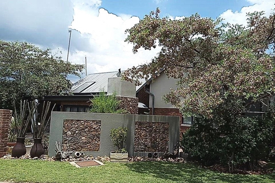 2 Bedroom Property for Sale in Negester Klein Kariba Limpopo