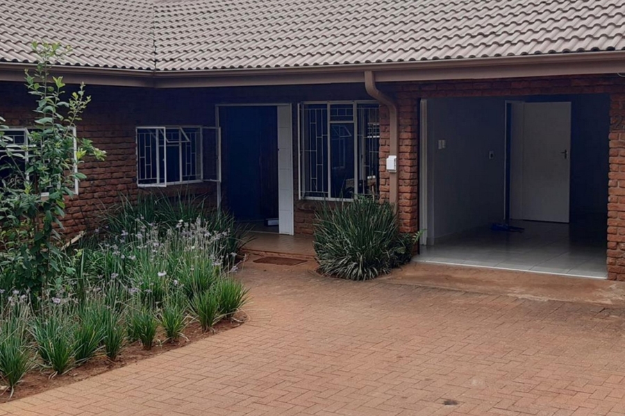 4 Bedroom Property for Sale in Aquapark Limpopo