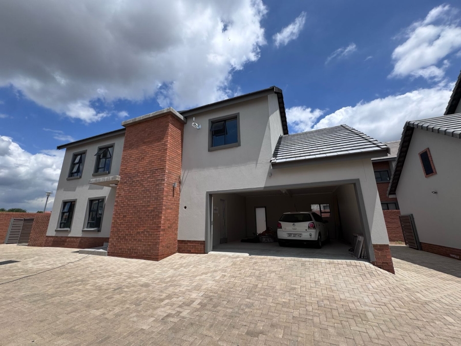 3 Bedroom Property for Sale in Bendor Limpopo