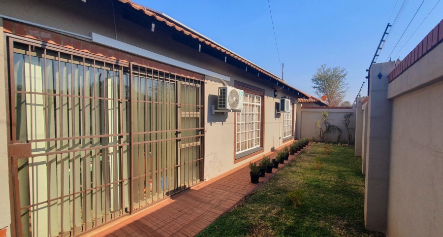 3 Bedroom Property for Sale in Mookgopong Limpopo