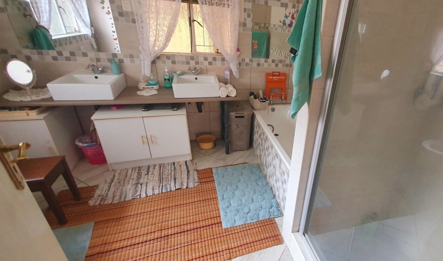 2 Bedroom Property for Sale in Mookgopong Limpopo