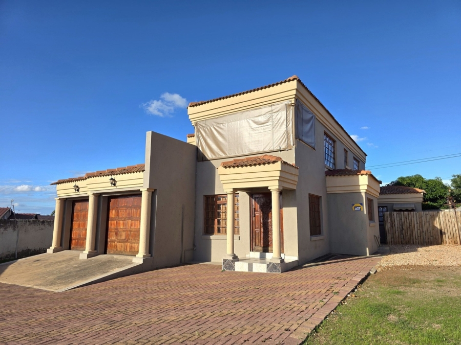 To Let 4 Bedroom Property for Rent in Bendor Limpopo