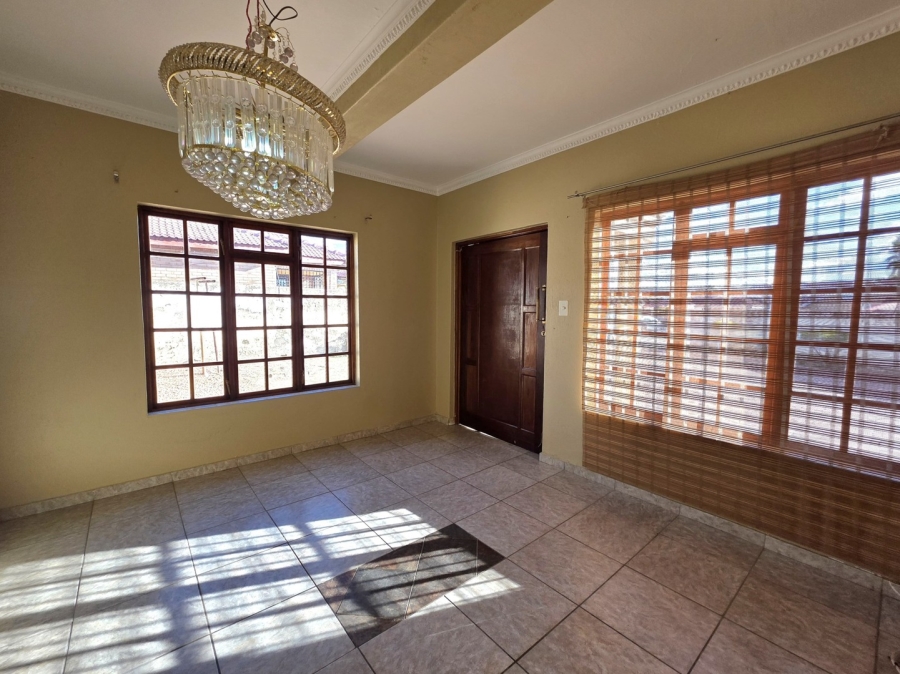 To Let 4 Bedroom Property for Rent in Bendor Limpopo