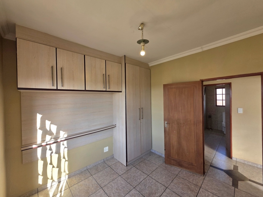 To Let 4 Bedroom Property for Rent in Bendor Limpopo