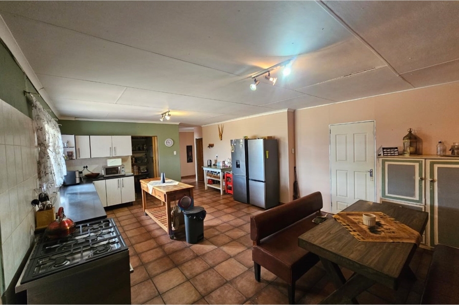 6 Bedroom Property for Sale in Northam Limpopo