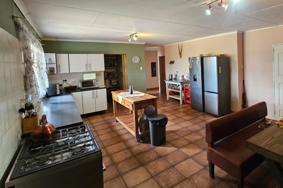 6 Bedroom Property for Sale in Northam Limpopo