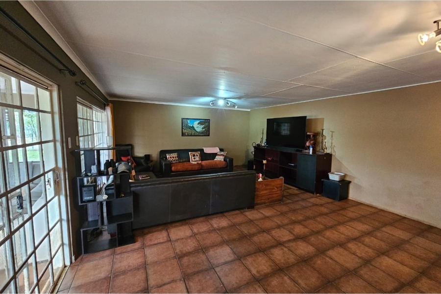 6 Bedroom Property for Sale in Northam Limpopo