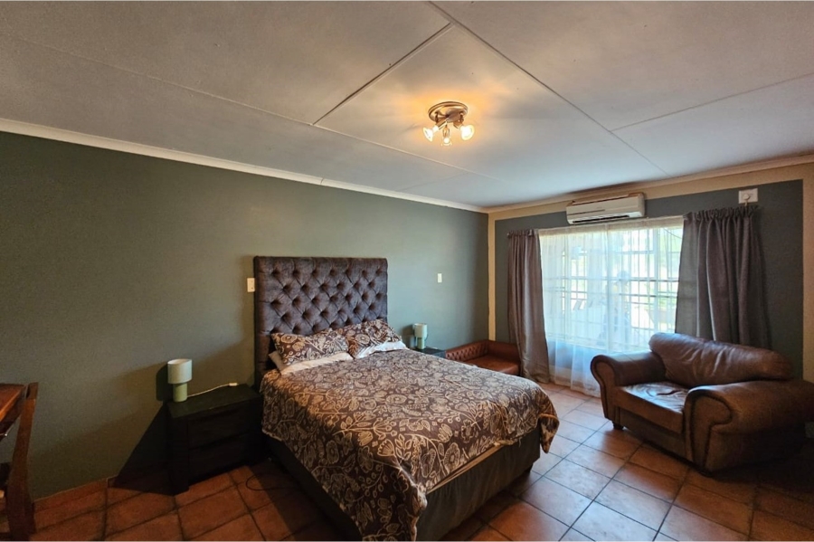 6 Bedroom Property for Sale in Northam Limpopo