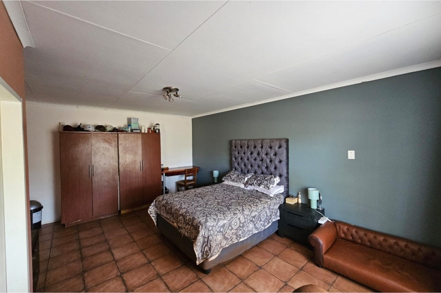 6 Bedroom Property for Sale in Northam Limpopo