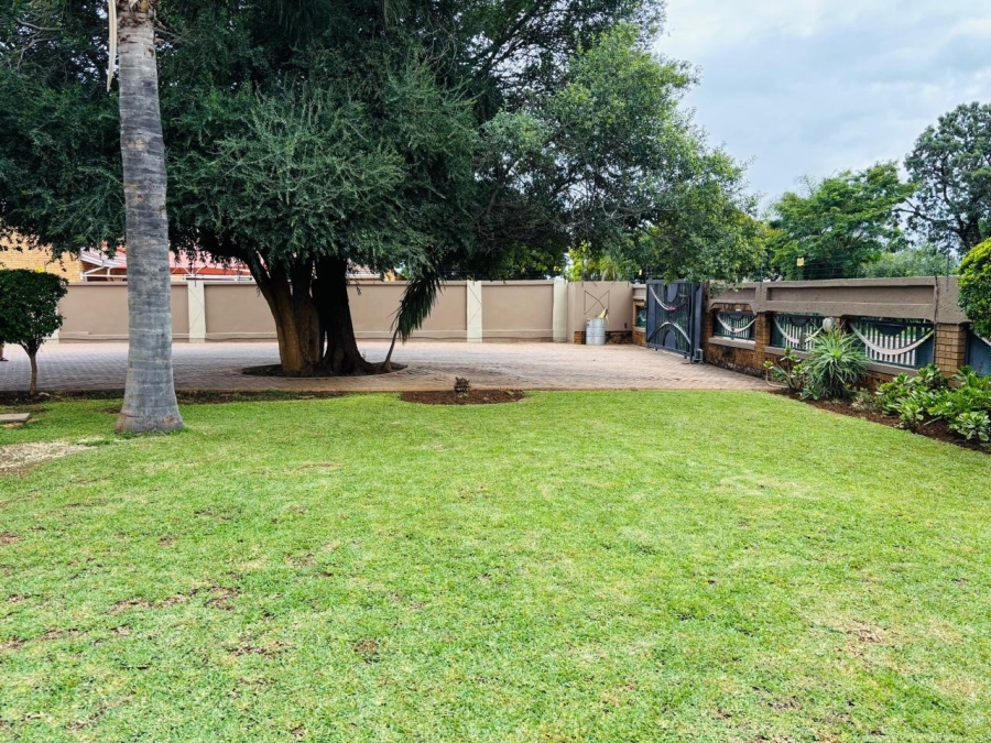 8 Bedroom Property for Sale in Chroompark Limpopo