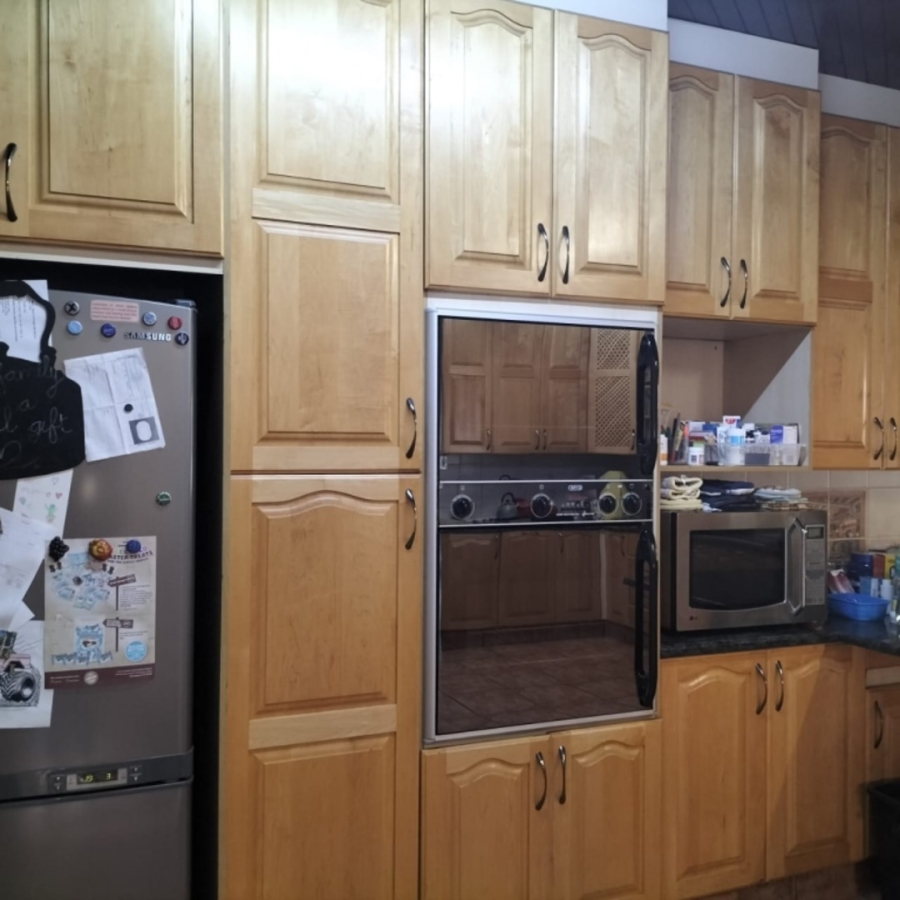 8 Bedroom Property for Sale in Chroompark Limpopo