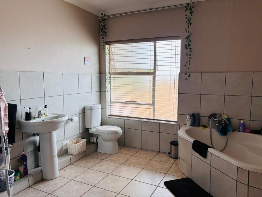 8 Bedroom Property for Sale in Chroompark Limpopo