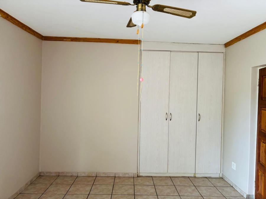 8 Bedroom Property for Sale in Chroompark Limpopo