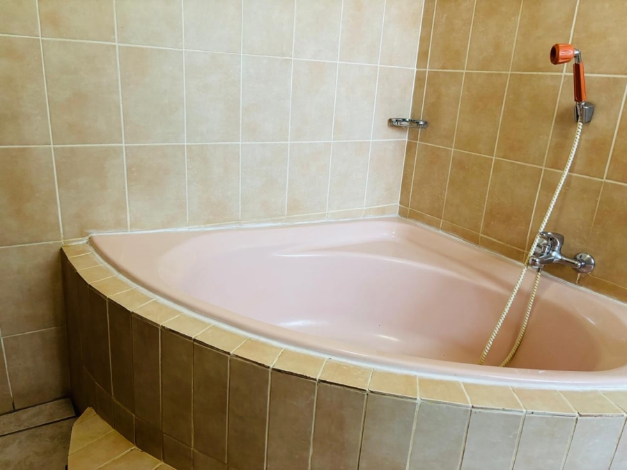 8 Bedroom Property for Sale in Chroompark Limpopo