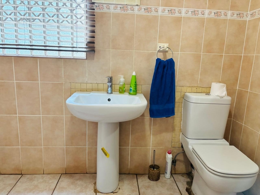 8 Bedroom Property for Sale in Chroompark Limpopo