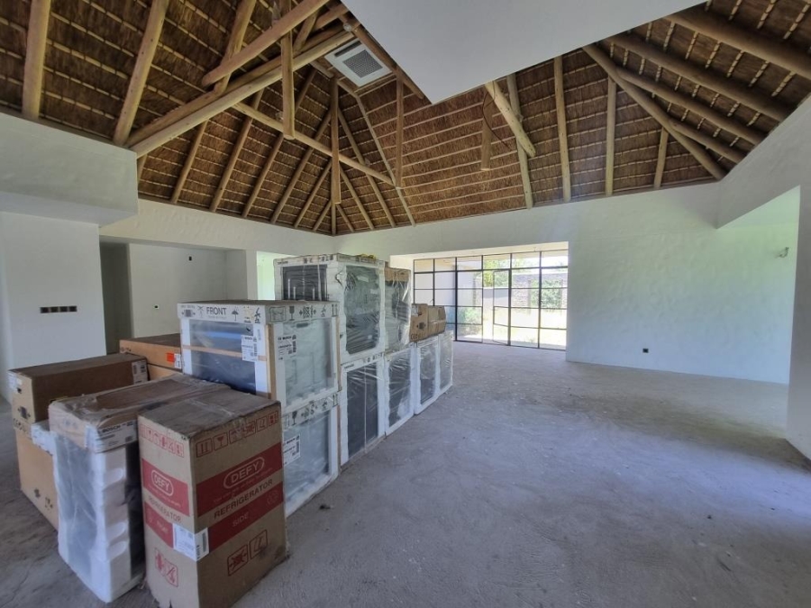 9 Bedroom Property for Sale in Leadwood Big Game Estate Limpopo