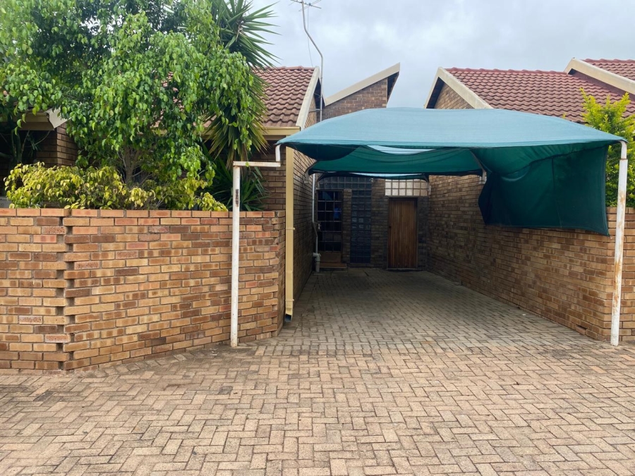 3 Bedroom Property for Sale in Bendor Limpopo