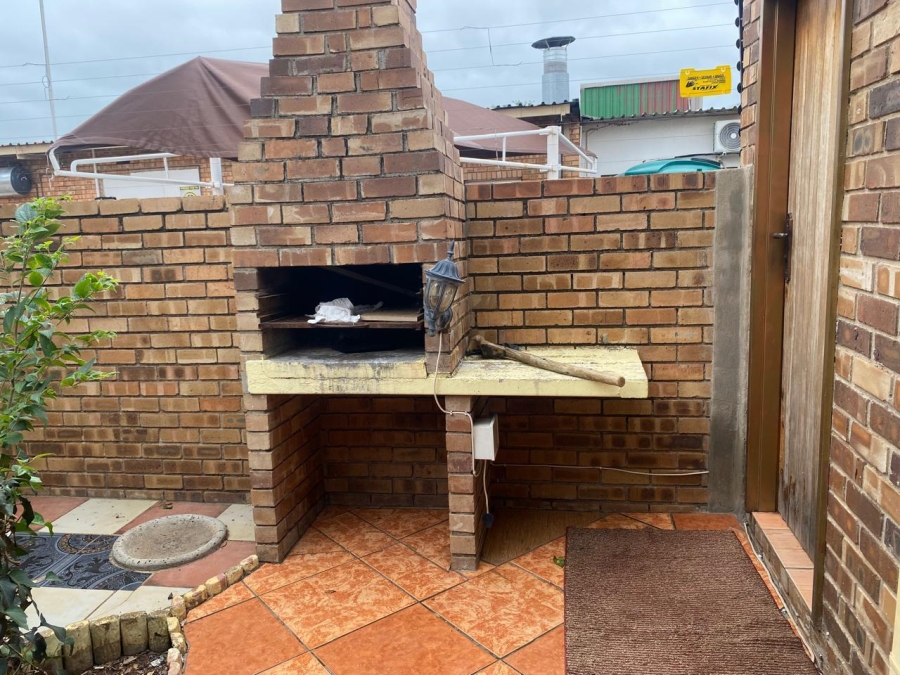 3 Bedroom Property for Sale in Bendor Limpopo