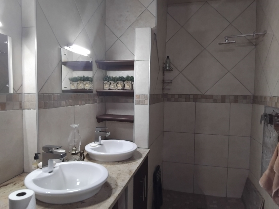 4 Bedroom Property for Sale in Dalmada A H Limpopo