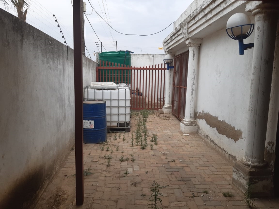 3 Bedroom Property for Sale in Polokwane Ext 76 Limpopo