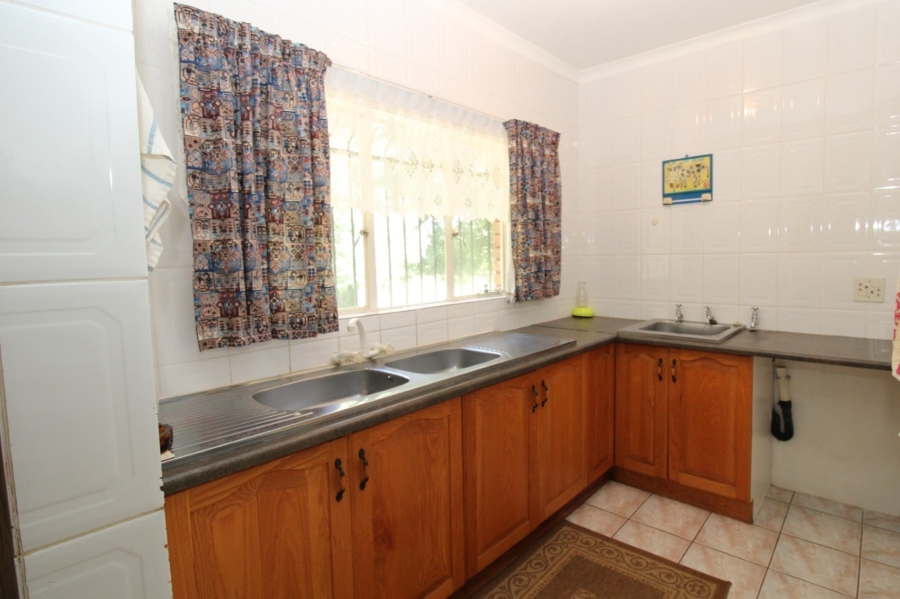 6 Bedroom Property for Sale in Bela Bela Limpopo