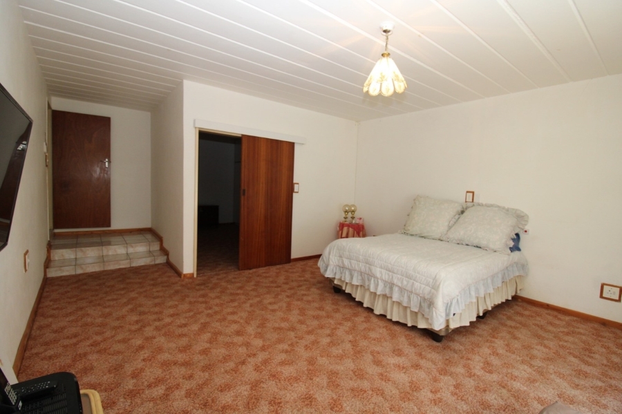 6 Bedroom Property for Sale in Bela Bela Limpopo