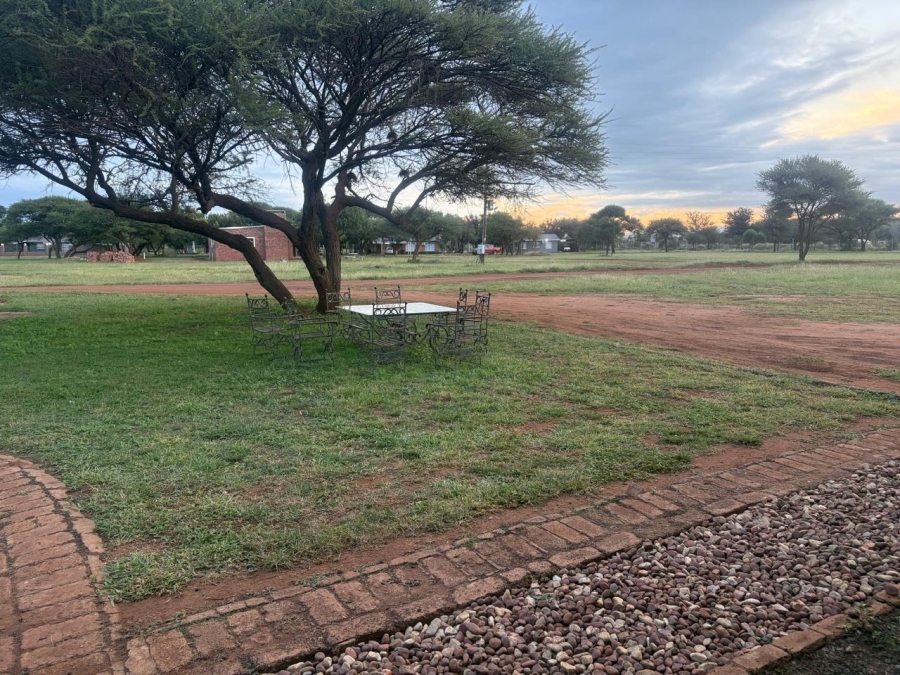To Let 1 Bedroom Property for Rent in Northam Limpopo