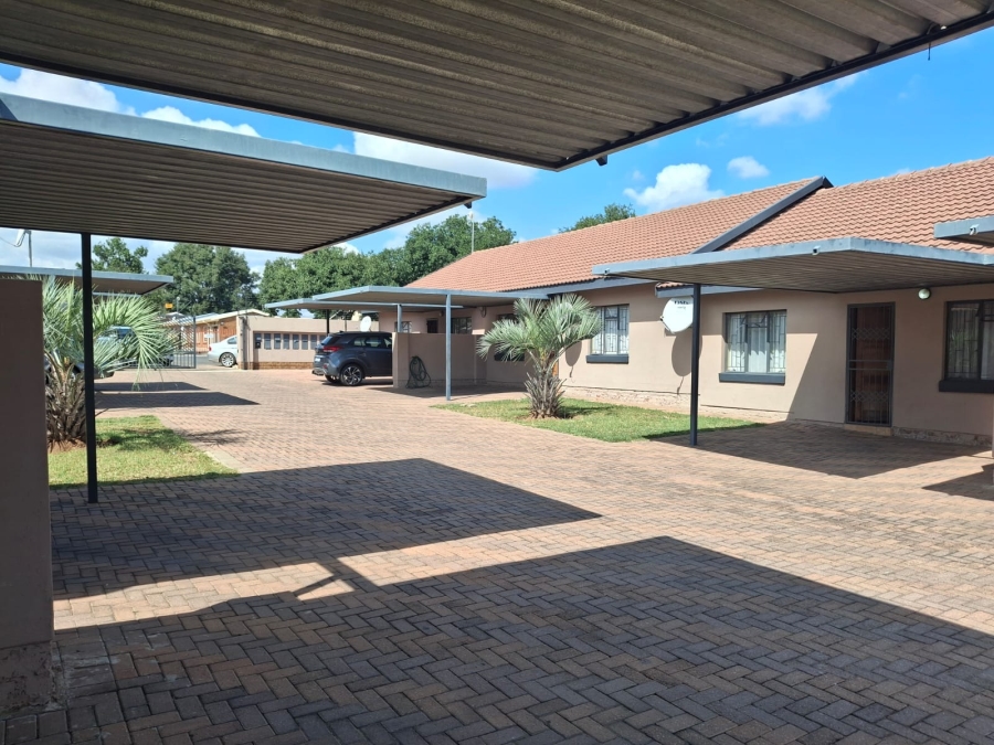 2 Bedroom Property for Sale in Annadale Limpopo