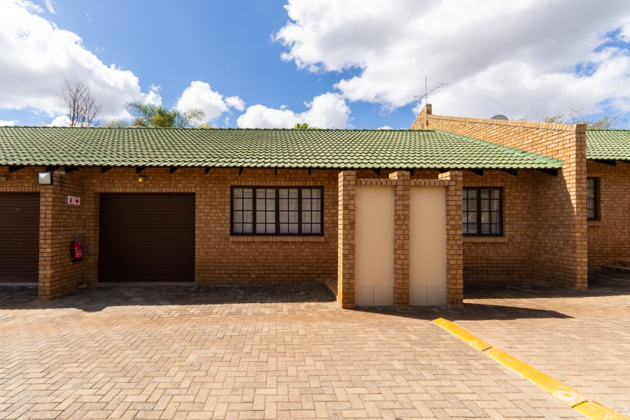 2 Bedroom Property for Sale in Bendor Limpopo