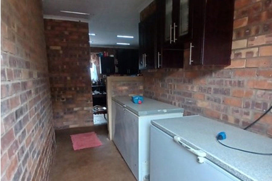 0 Bedroom Property for Sale in Roossenekal Limpopo