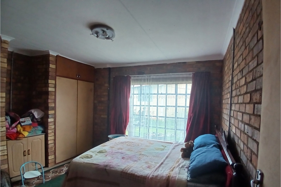 0 Bedroom Property for Sale in Roossenekal Limpopo