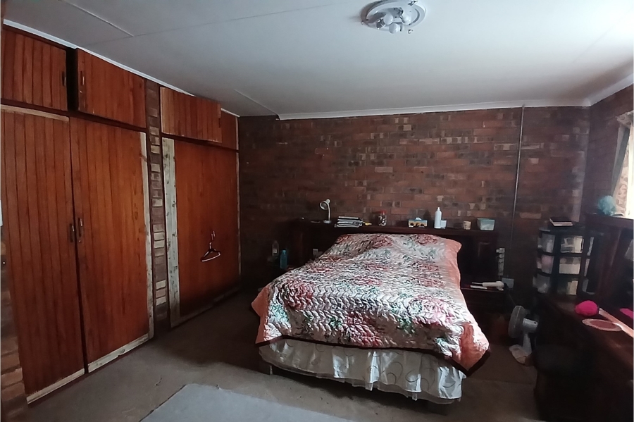 0 Bedroom Property for Sale in Roossenekal Limpopo