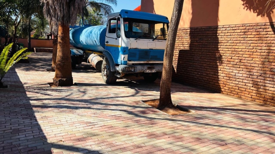 5 Bedroom Property for Sale in Impala Park Limpopo