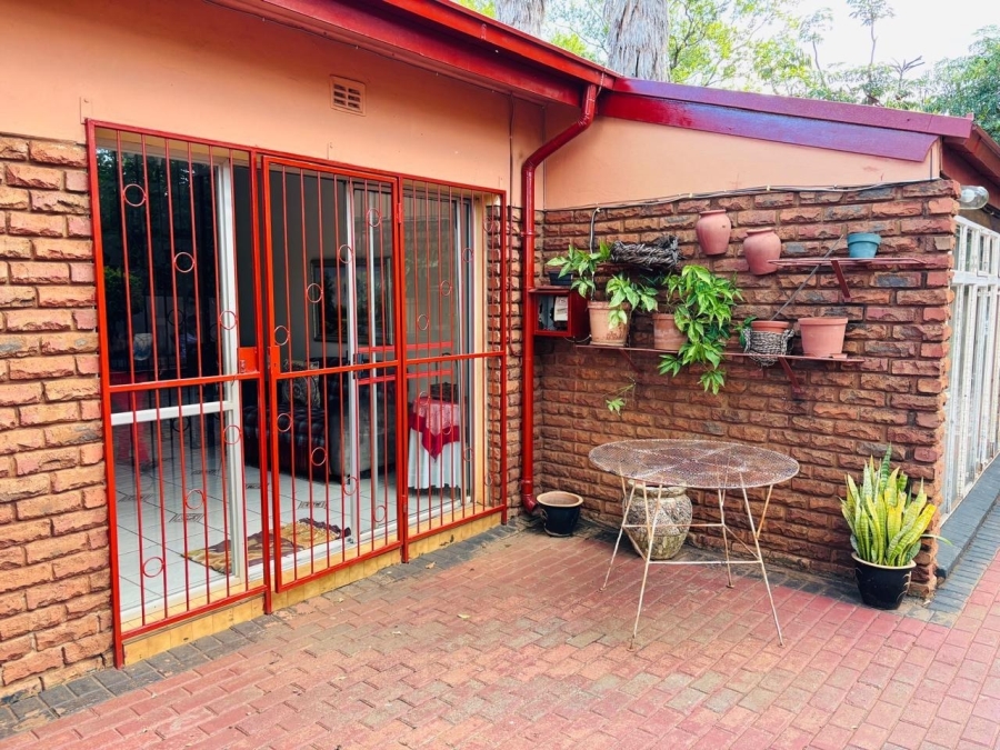 5 Bedroom Property for Sale in Impala Park Limpopo