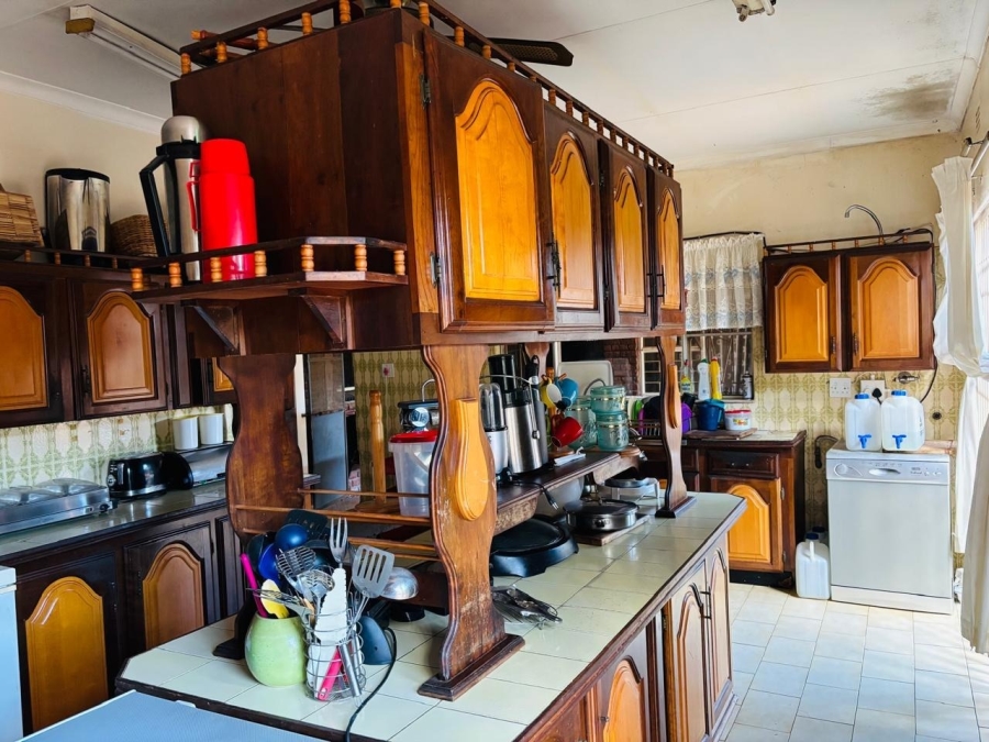 5 Bedroom Property for Sale in Impala Park Limpopo