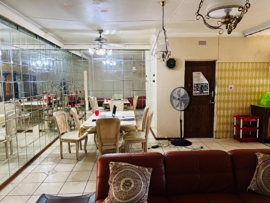 5 Bedroom Property for Sale in Impala Park Limpopo