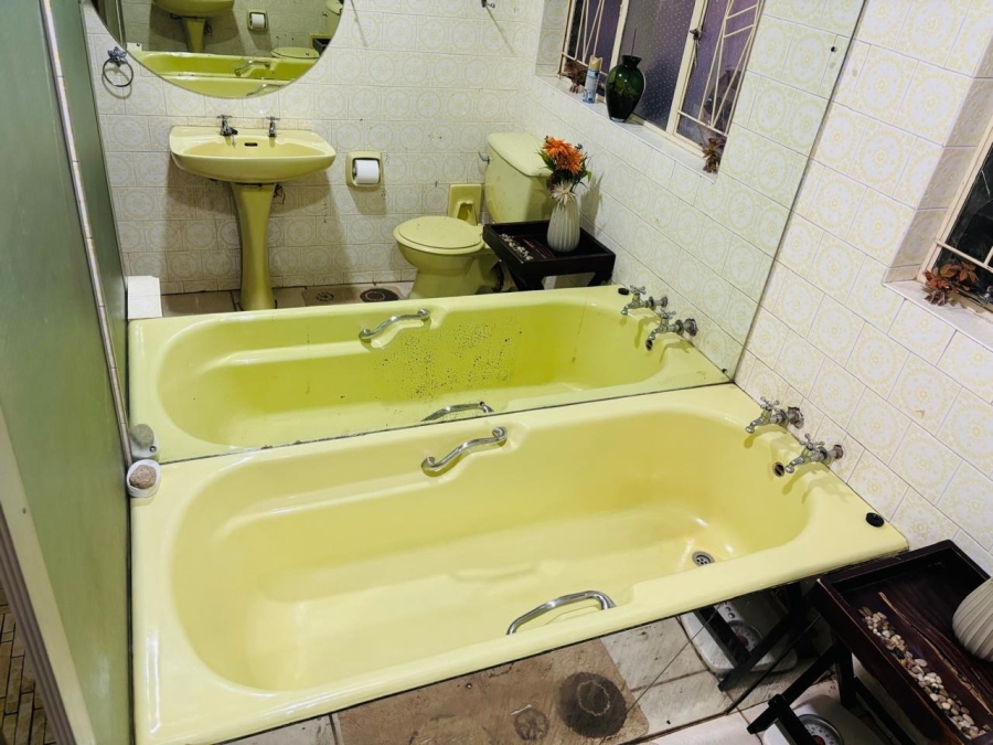 5 Bedroom Property for Sale in Impala Park Limpopo