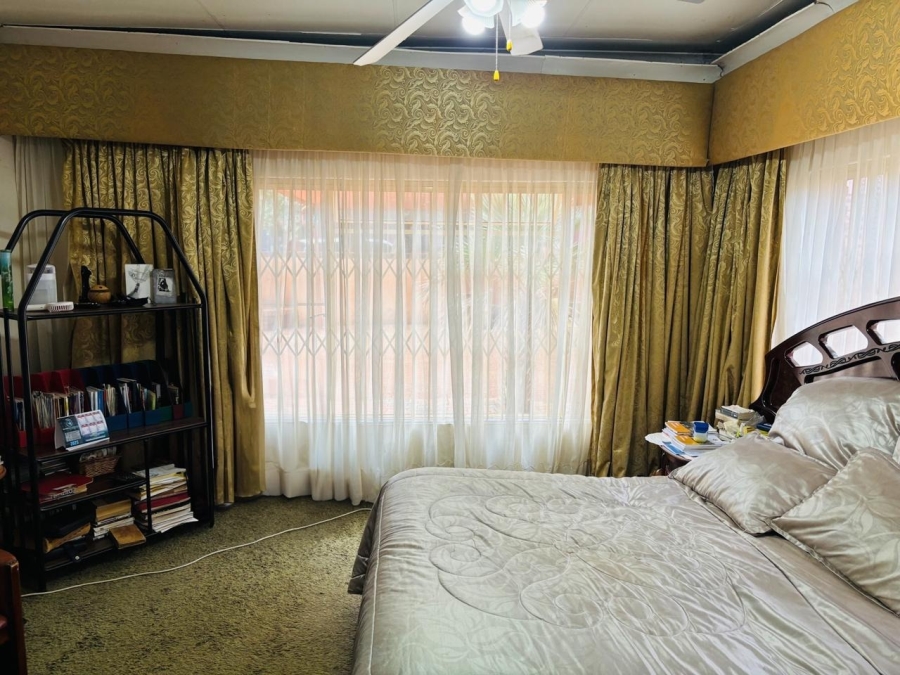 5 Bedroom Property for Sale in Impala Park Limpopo