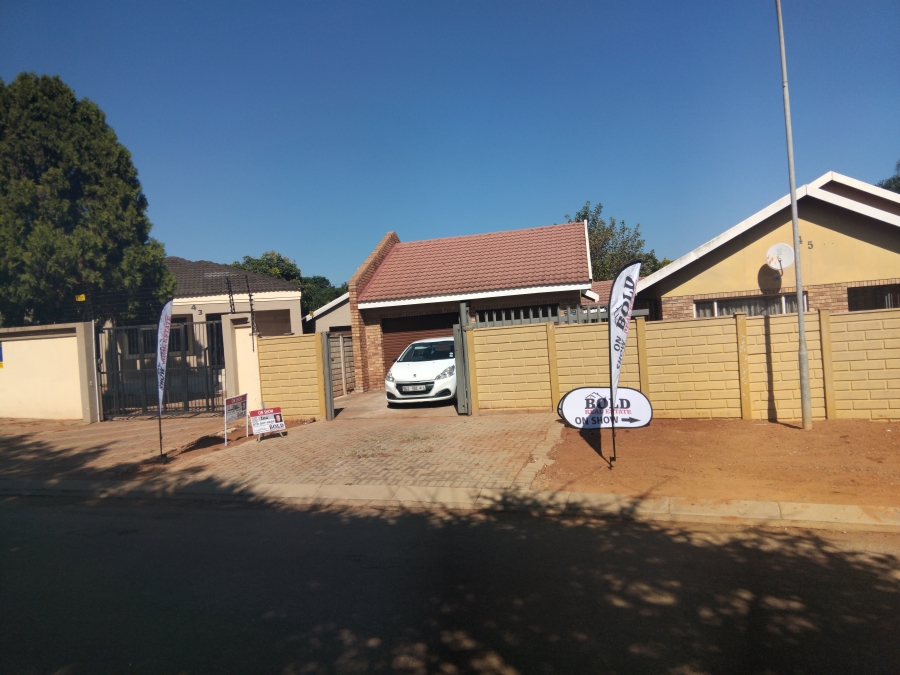 3 Bedroom Property for Sale in Flora Park Limpopo