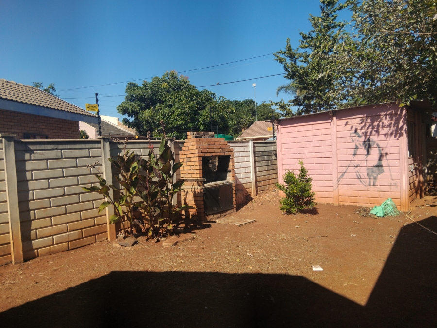 3 Bedroom Property for Sale in Flora Park Limpopo