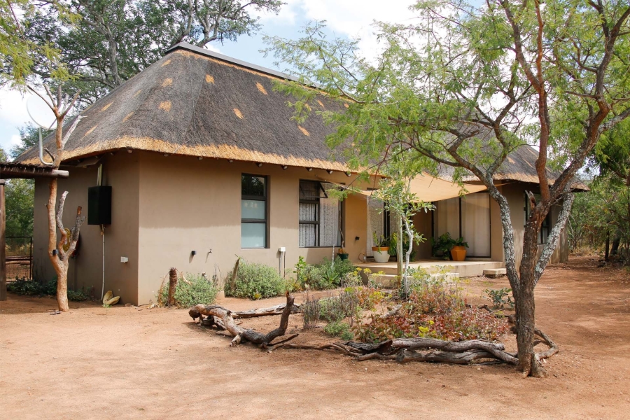 5 Bedroom Property for Sale in Hoedspruit Wildlife Estate Limpopo