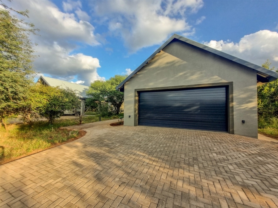 4 Bedroom Property for Sale in Hoedspruit Wildlife Estate Limpopo