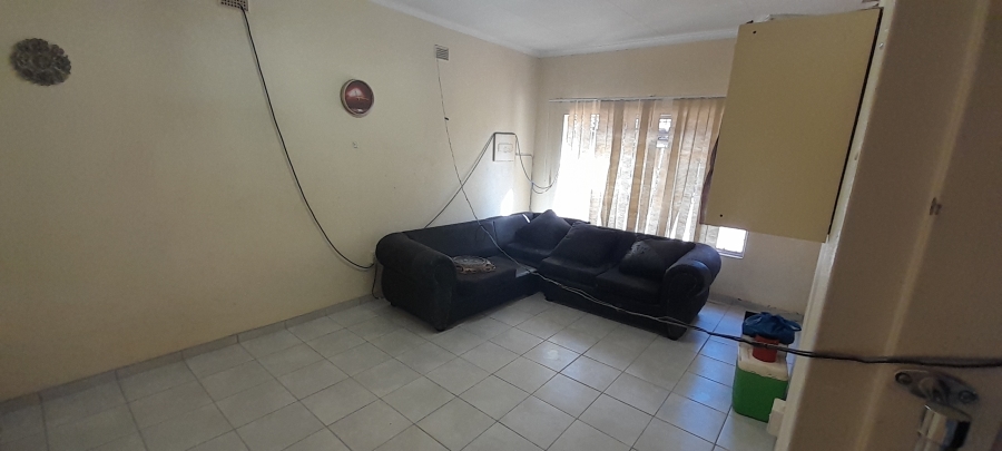 4 Bedroom Property for Sale in Chroompark Limpopo